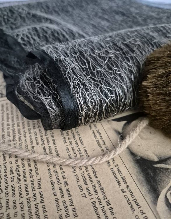 نمای نزدیک دیگر شال تور دو لایه وارداتی کیفیت کار عالی