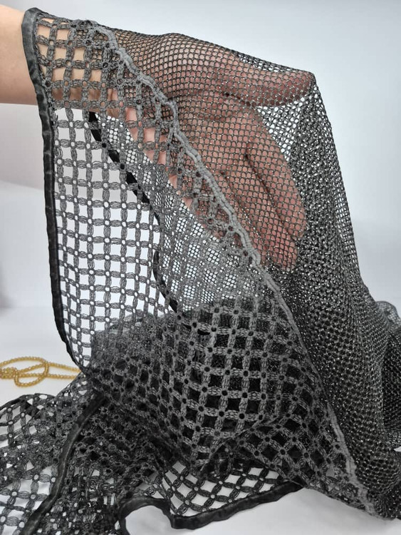 یک نمای نزدیک دیگه از شال طرح ماهی کیفیت کار بی نظیر