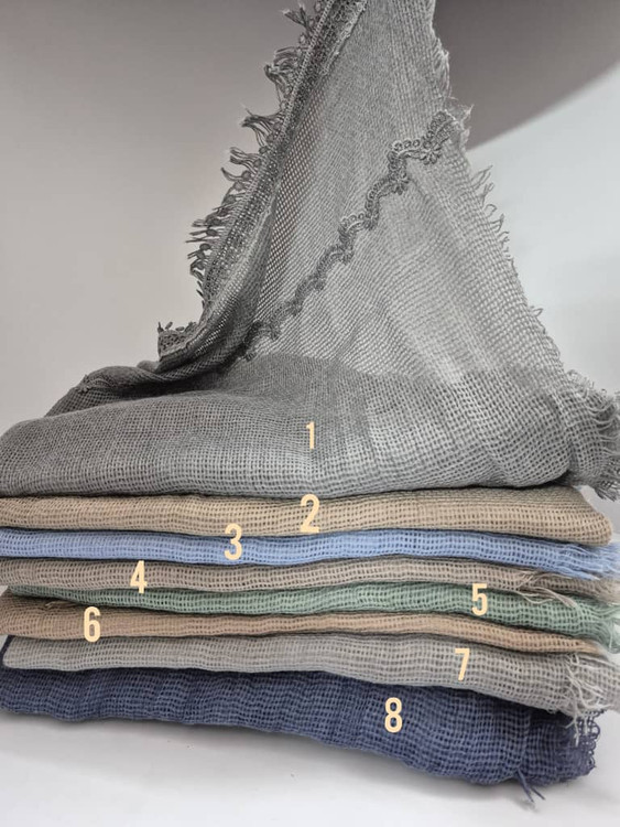 شال حصیری دور ریش وارداتی کیفیت کار عالی مخصوص استایلهای روزانه مهممانیها م مجالس هستش