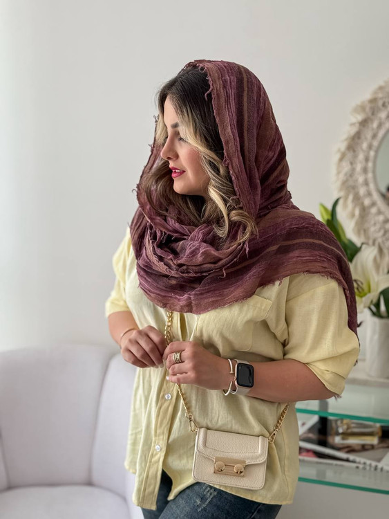 شال کنفی دور ریش وارداتی رنگ سرخ ابی خوشکلمون که واقعا ترکیب رنگ جذابی بهت میده