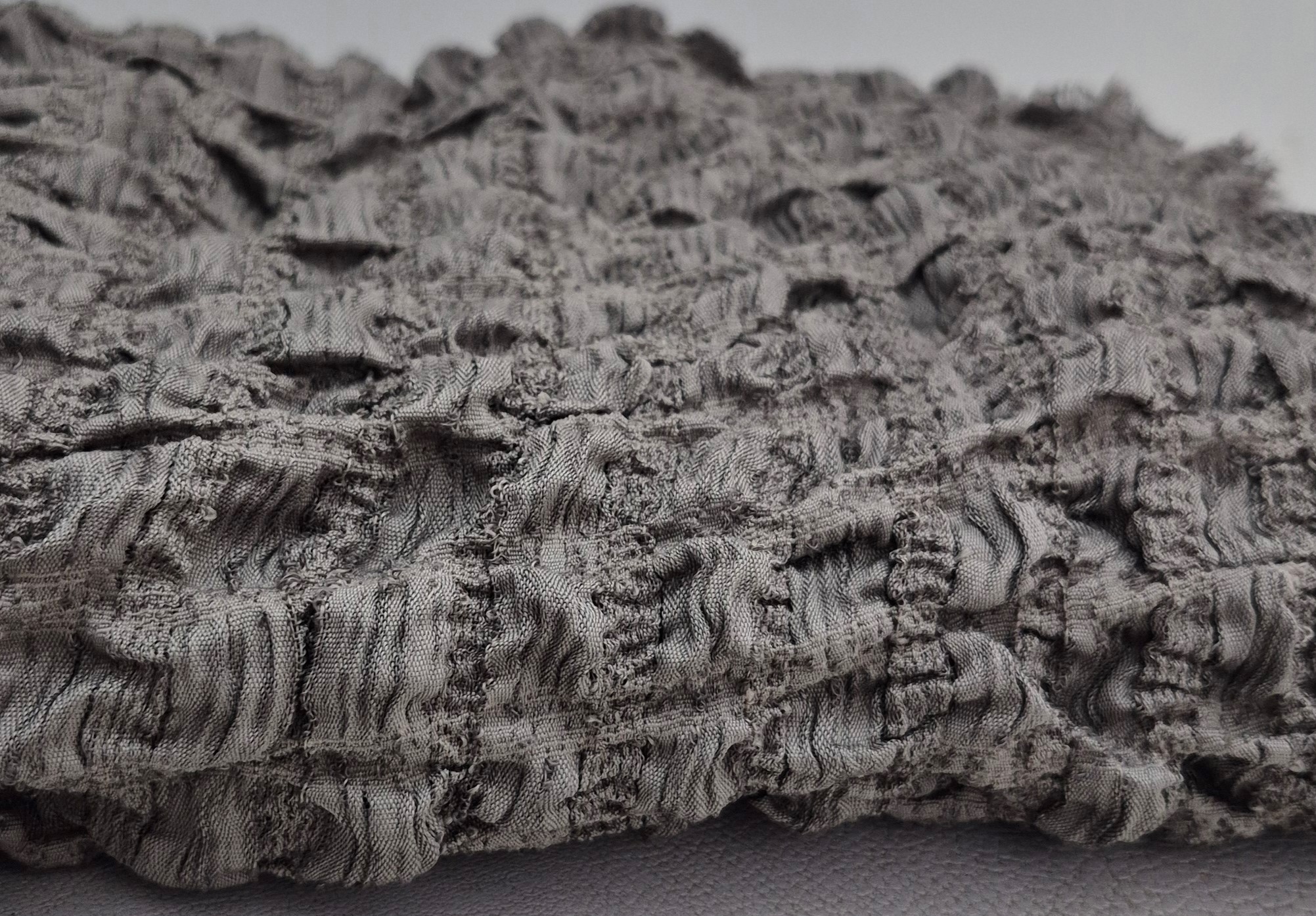 شال پلیسه لبه ریش