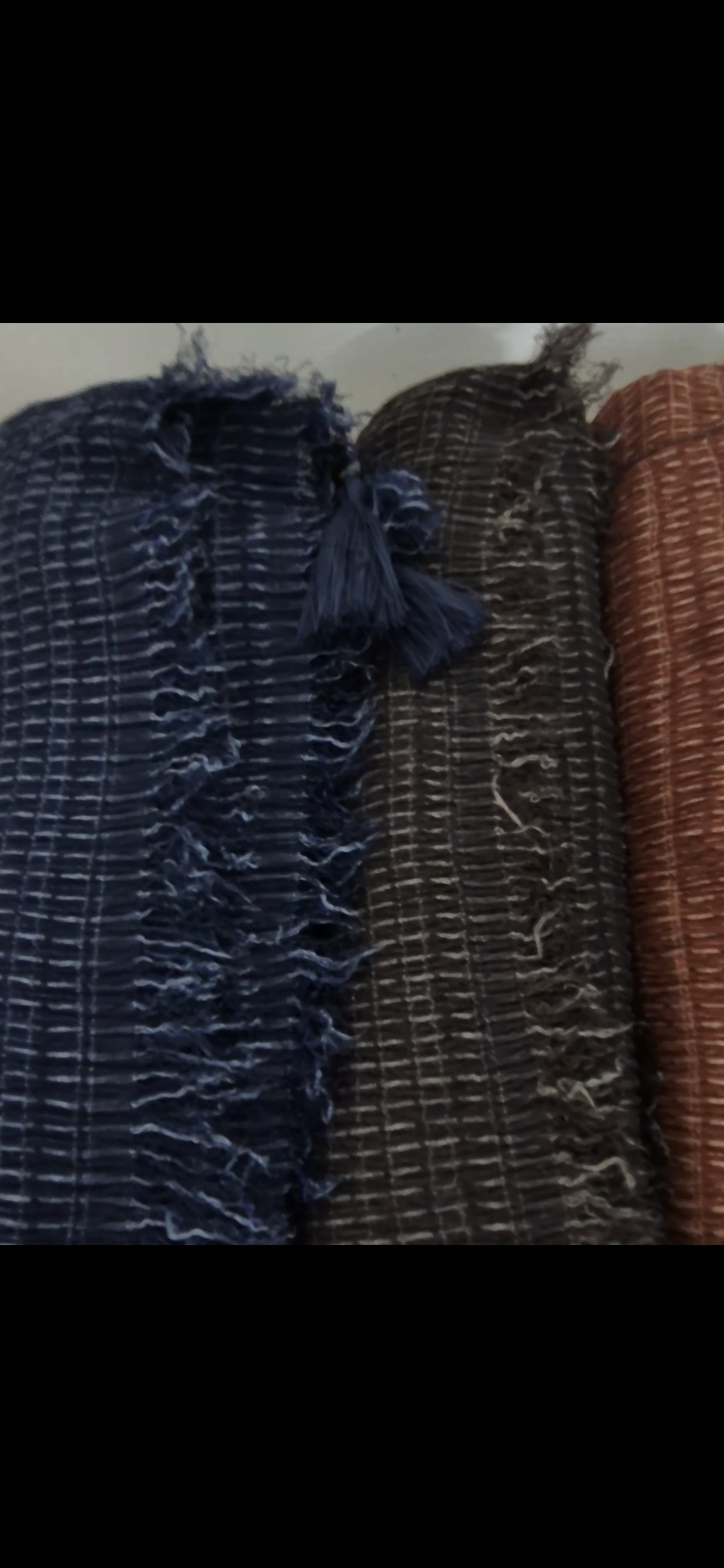 شال نخی منگوله دار چوبی چهار فصل