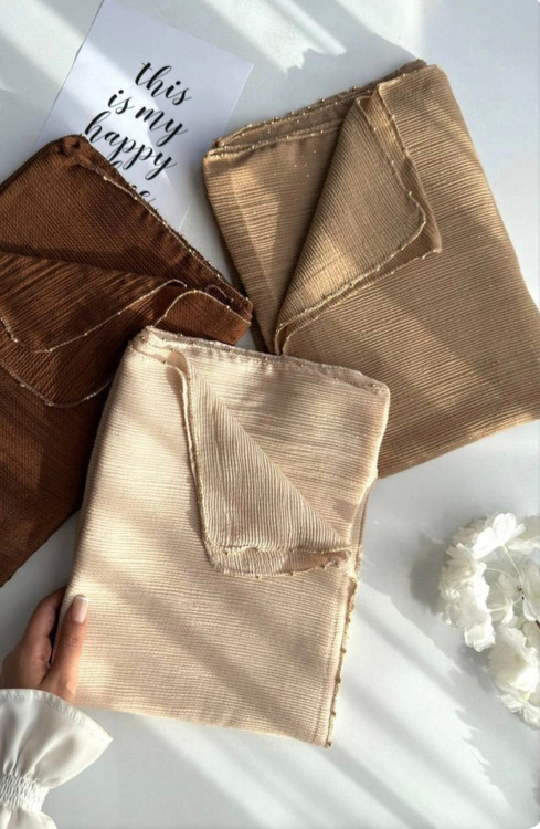 سه رنگ جذاب شال برشکای دور زنجیر