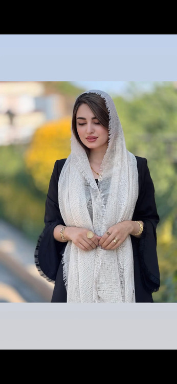 رنگ شیری شال حصیری وارداتی